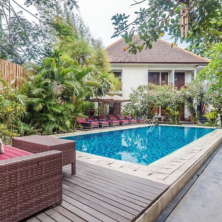 Zen Rooms Badung Nyangnyang Sari Kuta Lombok Kültér fotó