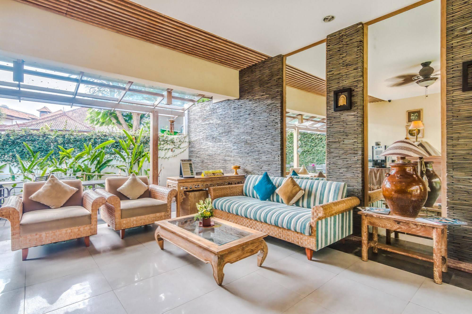 Zen Rooms Badung Nyangnyang Sari Kuta Lombok Kültér fotó