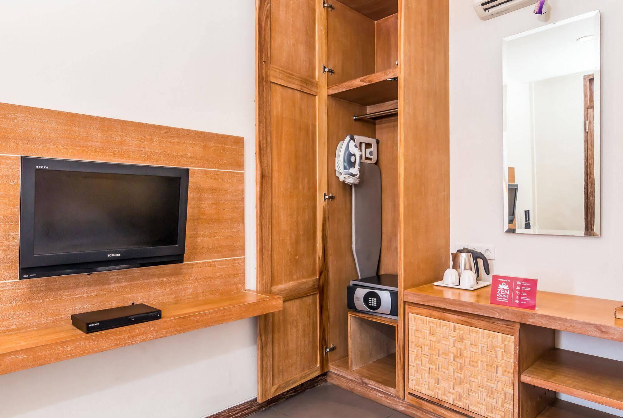 Zen Rooms Badung Nyangnyang Sari Kuta Lombok Kültér fotó