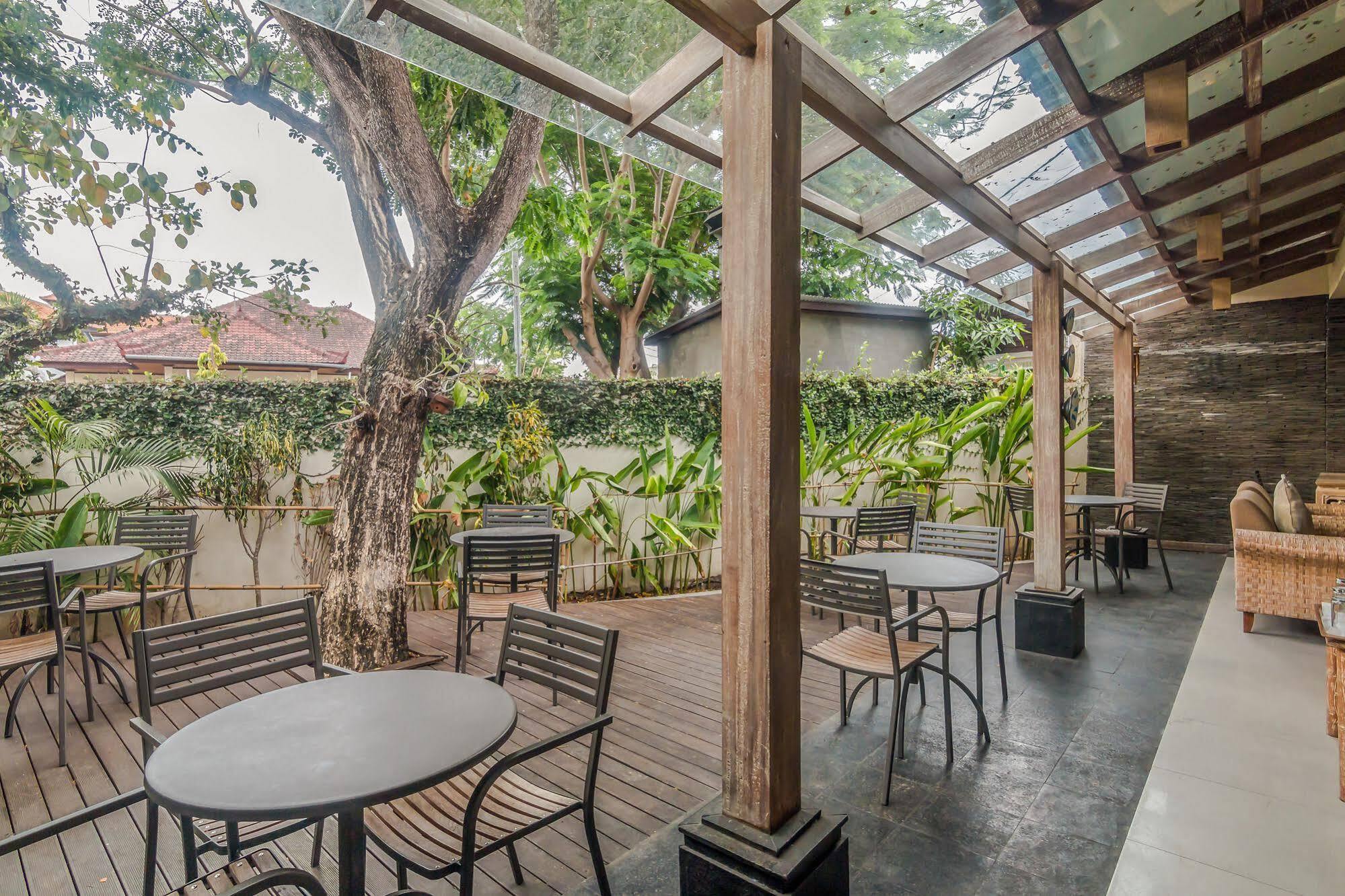 Zen Rooms Badung Nyangnyang Sari Kuta Lombok Kültér fotó